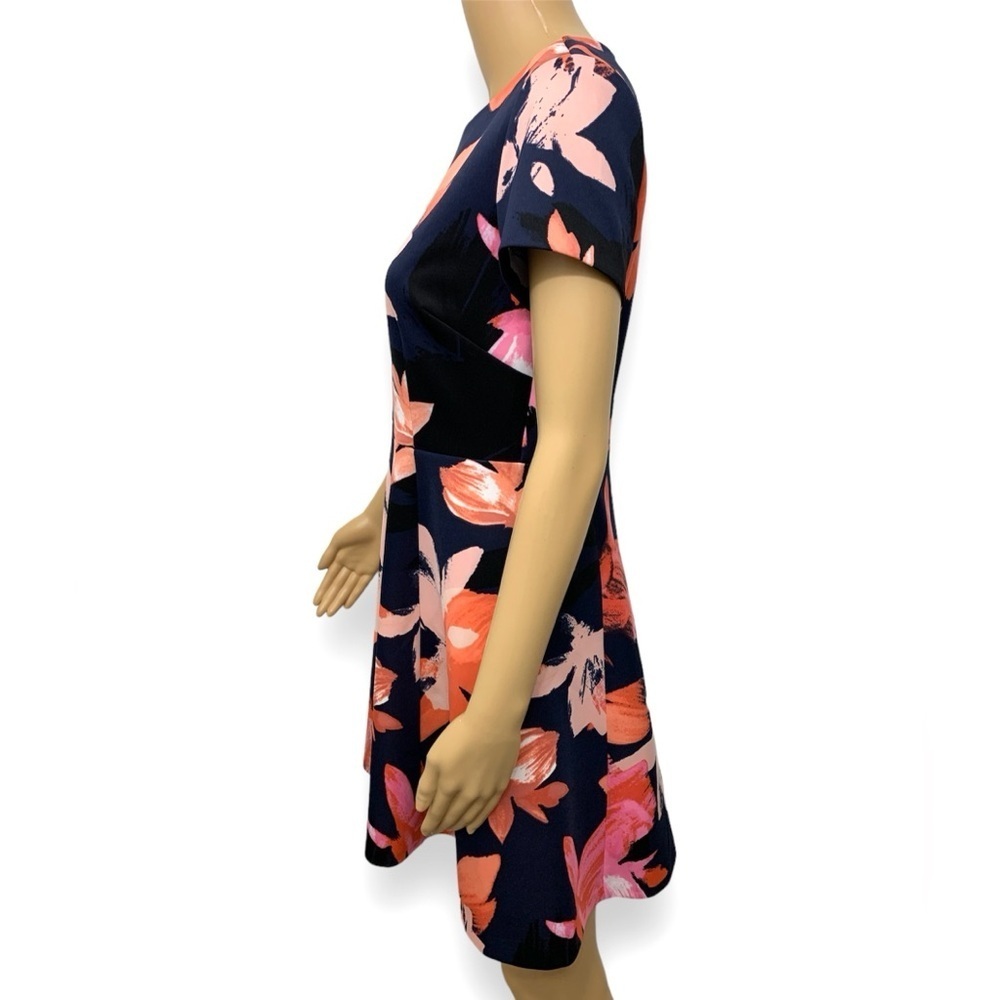 Vince Camuto Coral Pink Floral Flare Cocktail Mini Dress Women’s size 8P - Picture 8 of 12